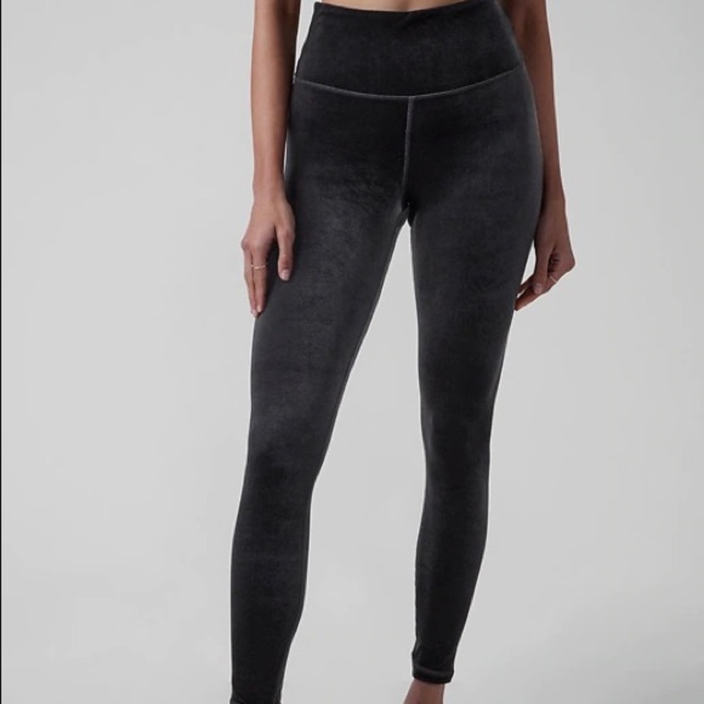 Athleta Women’s Black Velvet Athletic Tight Leggings